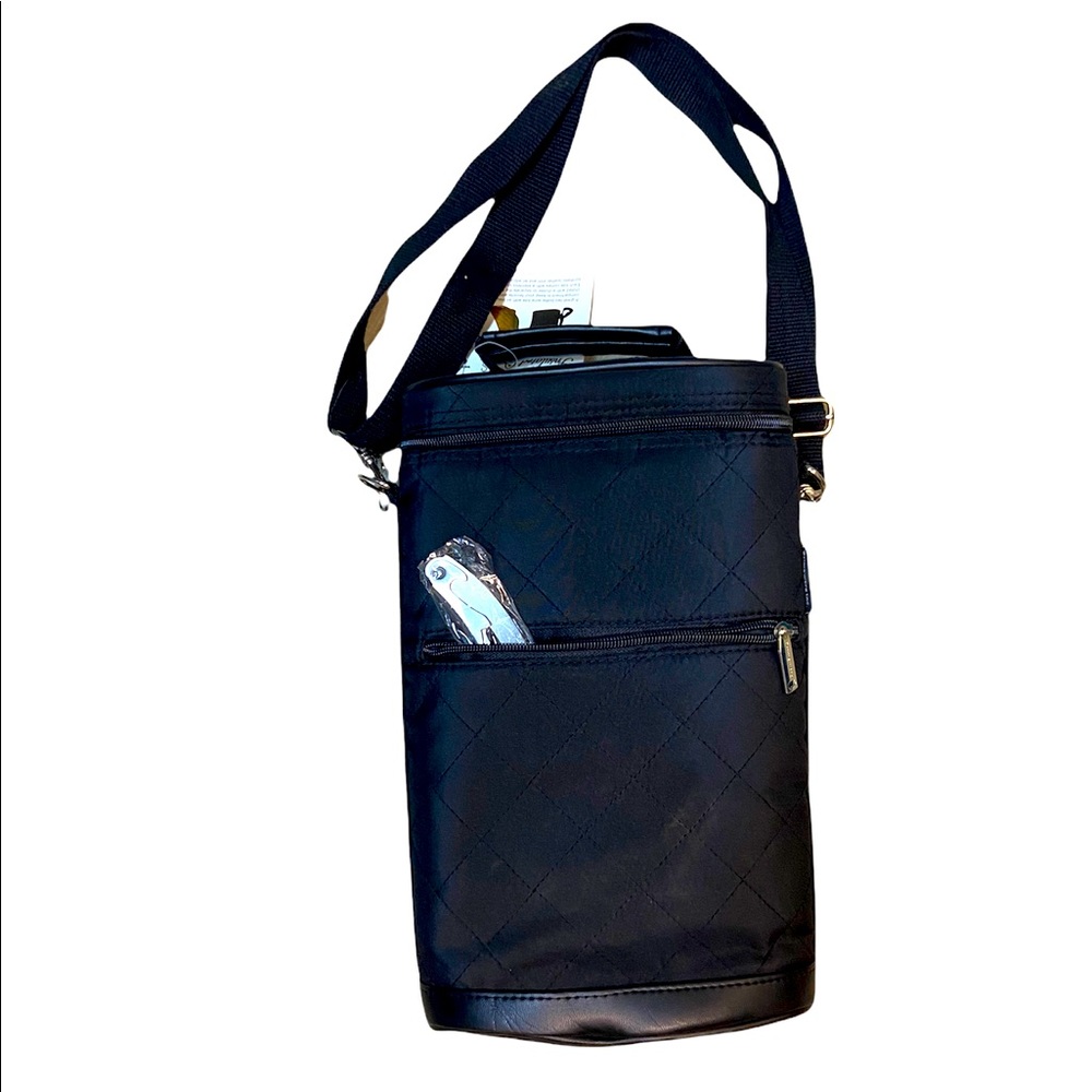 Insulated wine tote with corkscrew